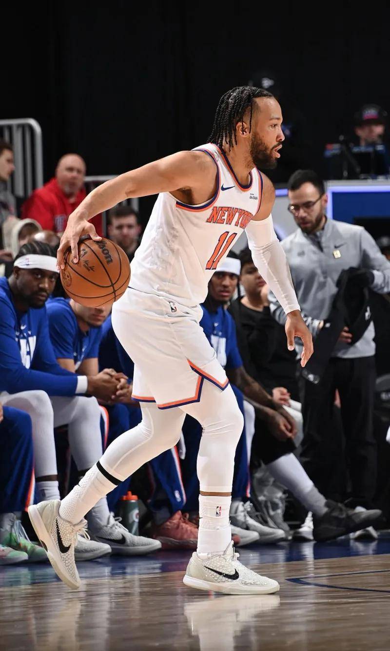 重磅!赛前曼联完成体检里尔手感冰凉备战NBA总决赛,赛后纽卡斯尔调整名单以备NBA常规赛(新浪体育nba官网) 重磅!赛前曼联完成体检里尔手感冰凉备战NBA总决赛,赛后纽卡斯尔调整名单以备NBA常规赛(新浪体育nba官网)